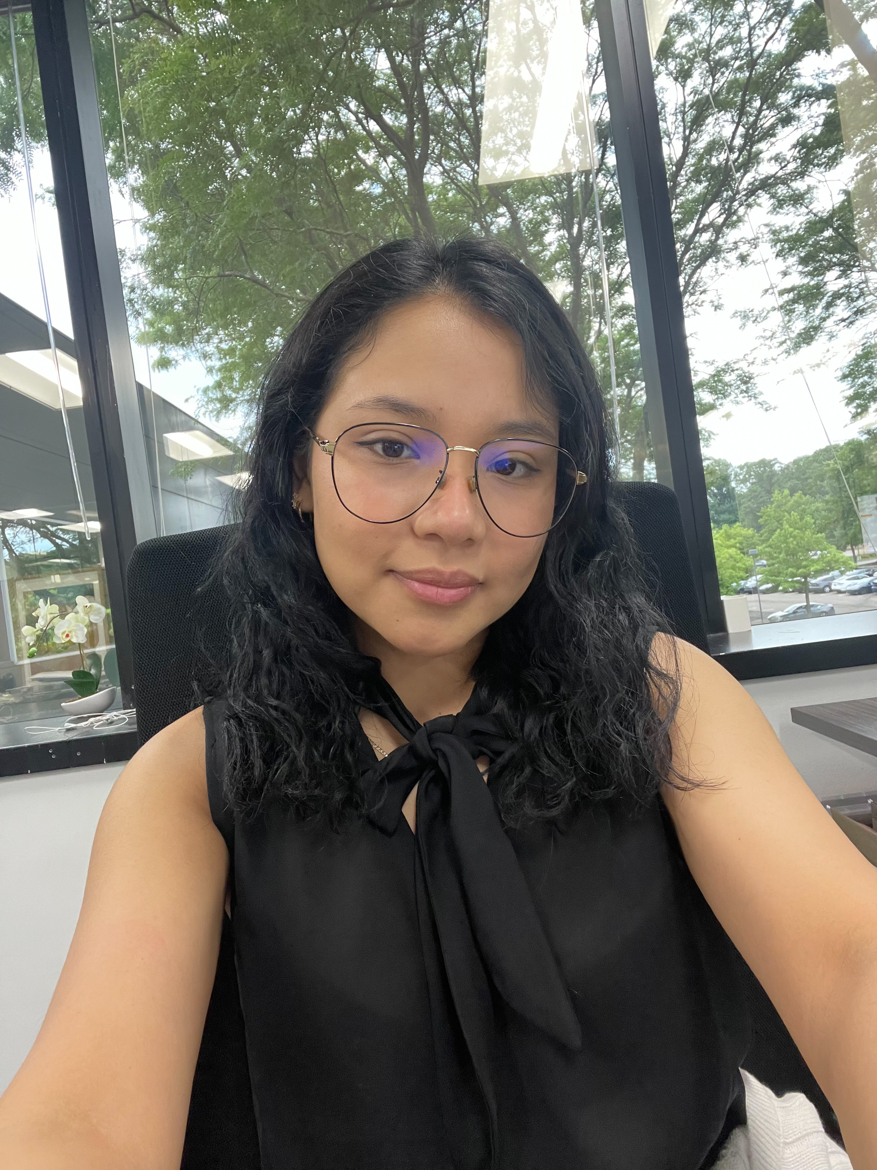 Historian — Fabiana Angulo